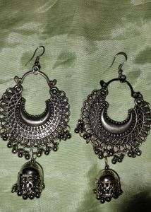 Earings