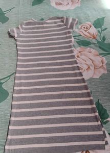 Striped T-Shirt Dress🐾