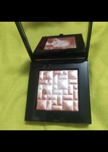 Bobbi Brown Hilghter