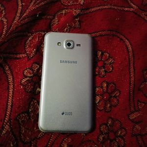 Samsung Galaxy J7