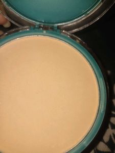 8 COMBO MAKE UP OFFER!! 😍🤌🏻