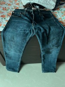 Levi&#39;s jeans