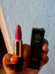Oriflame GG Iconic Matte Lipstick SPF 15