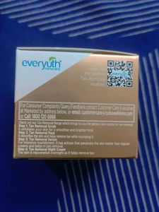 Everyuth Tan Removal Night Cream