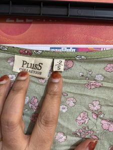 Floral Print Crop Top