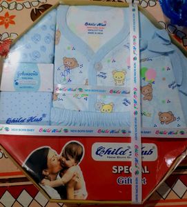 Child Hub Newborn Gift Set