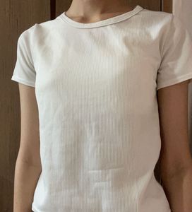 Basic White Top🤍