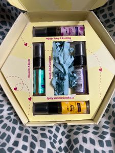 Plum BodyLovin&#39; Perfume Discovery Set