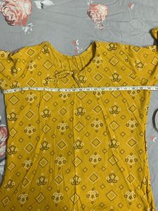 Mustard Yellow Top With 3/4 Sleeves
