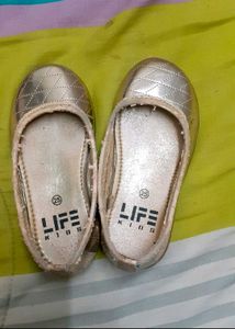 Girl Golden Cut Shoe