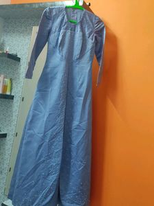 Beautiful 🔵 Blue Size 28 Bust