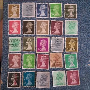 25 Great Britain Queen Stamps