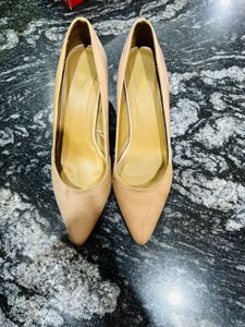 Bally Heels