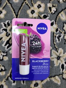 Nivea Blackberry Lipbalm