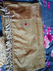 Elegant Gold-toned Saree