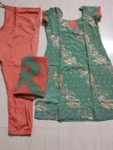 Green Embroidered Kurta Set
