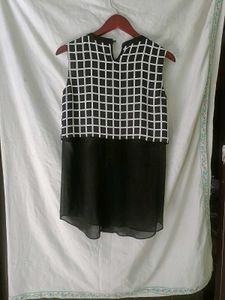 Top Black