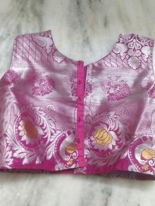 Lehenga With One Short Choli And Long Chol
