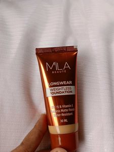 Mila Beaute Longwear Weightless Foundation