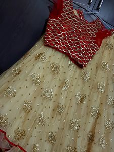 NEW!Red-Cream stunning lenhga