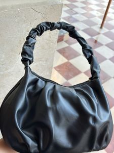 Black shoulder bag