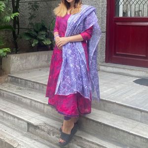 Elegant Pink Kurta Set