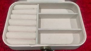 🎁Combo Of Rakhi GIFT Hamper + Jewellery Organiser