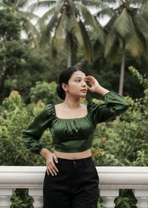 Green Long Sleeve Crop Top