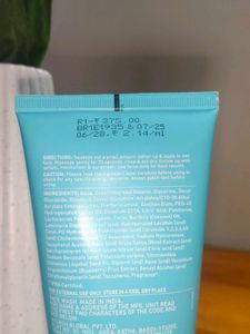 Dot &amp; Key Face Wash