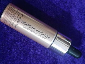 Swiss Beauty Drop &amp; Glow Highlighter