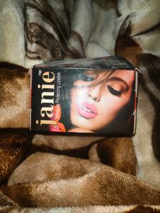 Janie Lipstick - Moisture Protecting