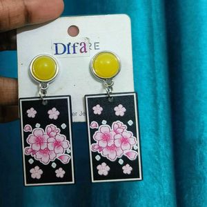 Cute Floral Drop Earrings