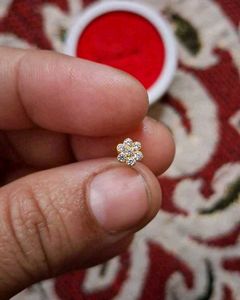 Floral Nose Pin