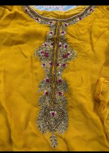 Pakistani Suit