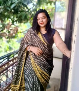 Elegant Striped Saree