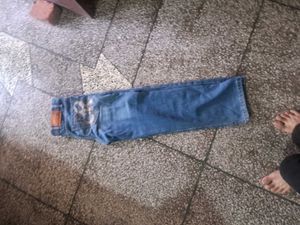Blue Straight Fir Jeans 599 Rs