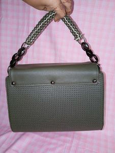 Luxurious Green Gucci Hand Bag
