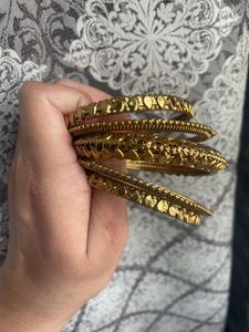 Get Two Diff Sets For The Price Of One