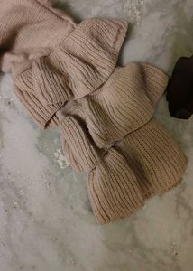 Pearl Top Ruffle sleeves