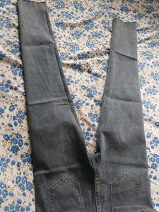 COMBO OF Vintage Wash Jeans AND KNEE PANT