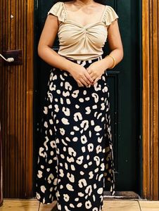 Chic Beige Ruched Crop Top