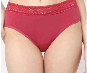 Combo Of Cute Lace Details Hipsters