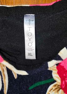 Korean top
