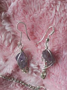 Colored Stone Accessories Including Necklace, Bracelet And Earrings