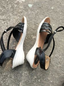 Girls' Sandals - Playtime Ready!