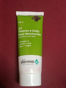 Vitamin E Daily Face Moisturizer For Dry And Flaky