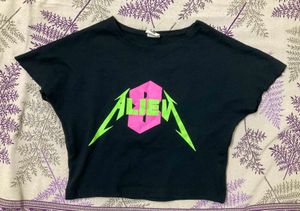 Alien baby tee