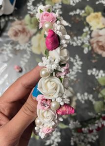 3 Floral Hair Accessories