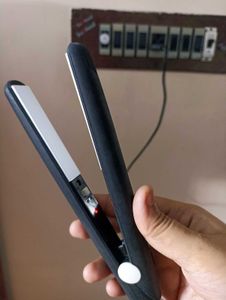 Hair Straightener