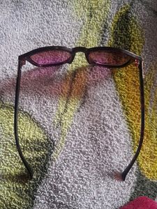 Ray-Ban Womens-Girls Sunglass With UV Protection.